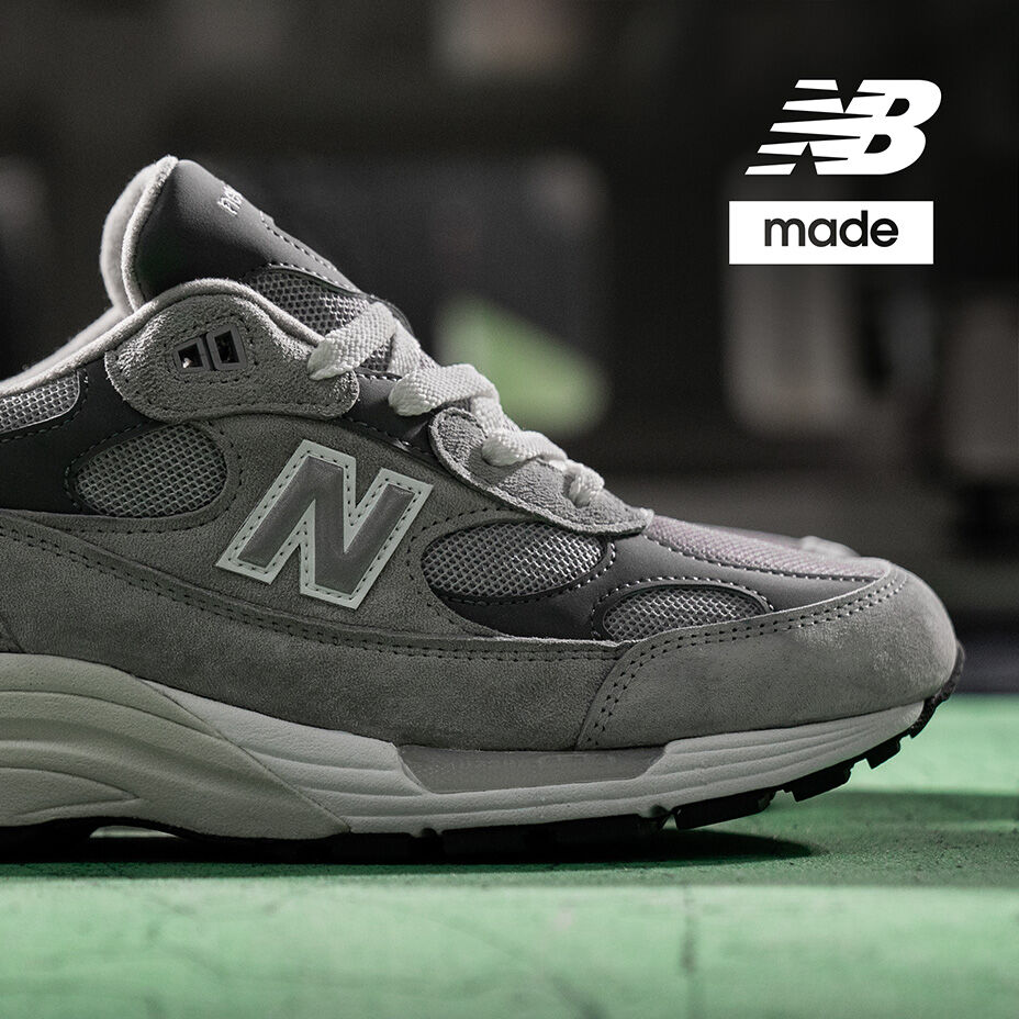 Classic grey sneaker